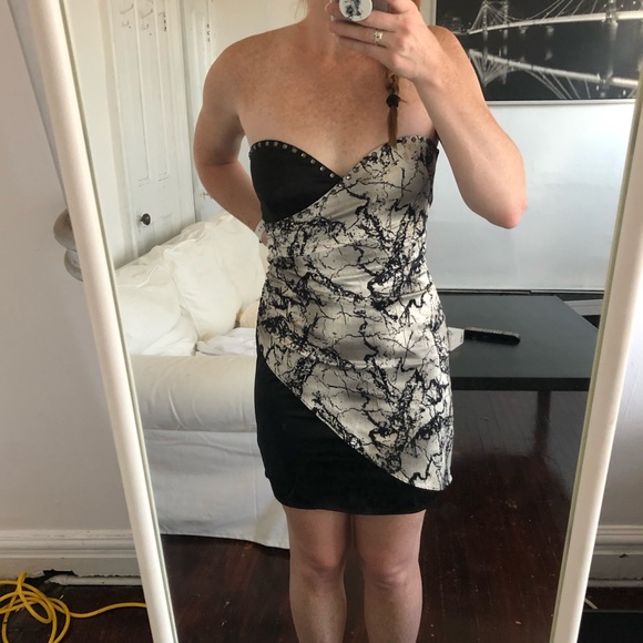 H&M strapless dress - Picture 1 of 3